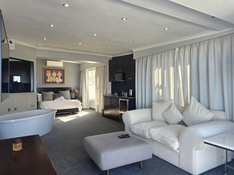 5 Bedroom Property for Sale in Jeffreys Bay Central Eastern Cape